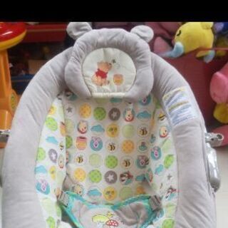 くまのプーさん　バウンサーの画像