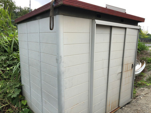 ヨド物置 倉庫などにどうでしょう？