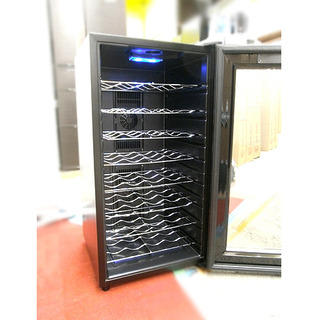 札幌 2018年製【ワインセラー 最大32本 75L ルフィエール】LW-D32 ペルチェ式冷却機能 LED照明 タッチパネル ワインクーラー  Lefier 本郷通店 札幌 2018年製【ワインセラー 最大32本 75L ルフィエール】LW-D32