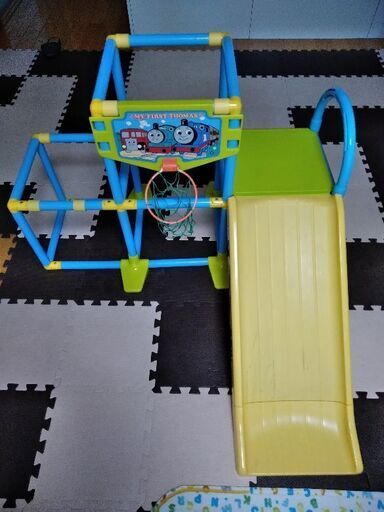 トーマス ジャングルジム 滑り台