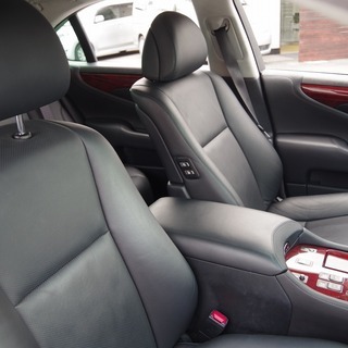 パワー全開！レクサス　LS460の画像