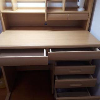 子供　勉強机　(決まりました)の画像