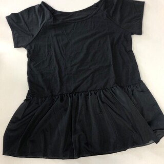 ぺプラムフリルの半袖インナー　10枚以上のお引き取りで無料！！の画像