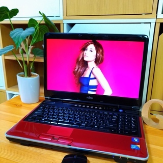 ブルーレイ対応♪ 可愛いルビーレッド光沢！ 大容量320G☆ メモリ4G