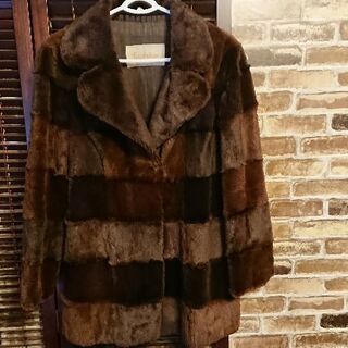 クリーニング済み♪ リアルラムパッチワークコート かわいいデザイン♪