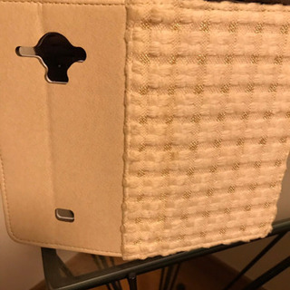 SHL22 AQUOS 手帳型カバーの画像