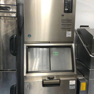 ホシザキ　HOSHIZAKI 業務用製氷機　キューブアイス　230kgタイプ　IM-230AWM　幅705×奥815×高1920mm　三相200V ホシザキ HOSHIZAKI 業務用製氷機 キューブアイス 230kgタイプ IM