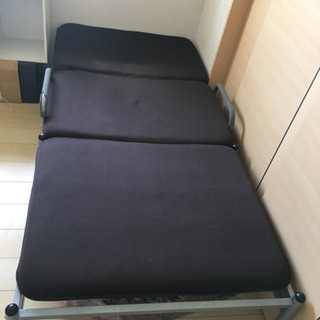 折りたたみ式ソファーベッド譲ります