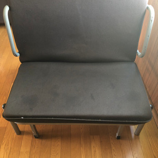 ソファーベッドの画像