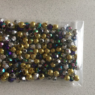 ビーズ、スパンコールの画像
