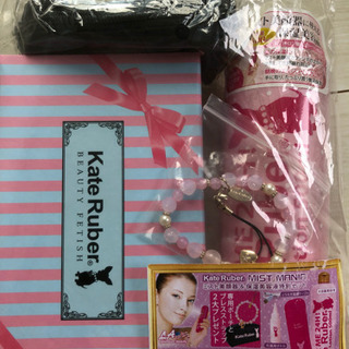 値下げします。保湿美容液、ミスト美顔器、ポーチセット