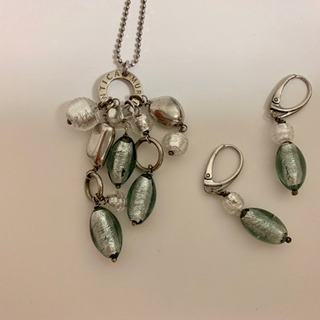 ヴェネツィアン・グラス Antica Murrina ネックレスとイヤリングの画像