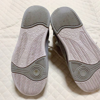 SOMETHING  ハイカットスニーカーの画像