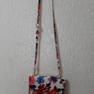 クロッシー　お財布ショルダーバック