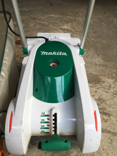 【取引中】makitaマキタ 電動芝刈り機+電動バリカン
