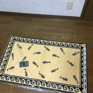 新品  マットの画像