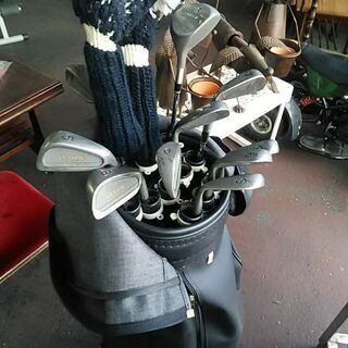 更に更に値下げしました。CLASSICゴルフキャディバック一式セット