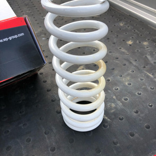 KTM250EXC 2018 リアソフトスプリングの画像