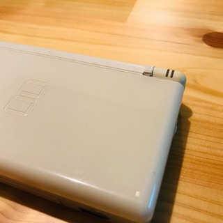 ニンテンドーDS Lite + ソフト2本の画像