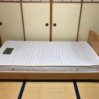 シングルベッド