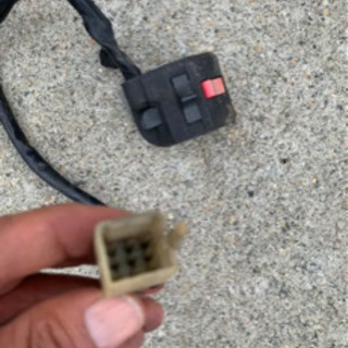 エリミネーター250LXこの車両から外れハンドルスイッチ右の画像