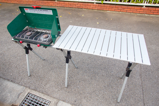 キャンプのキッチン用品一式