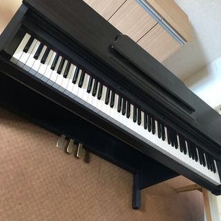✦電子ピアノ✦¥8000 椅子付き！！！