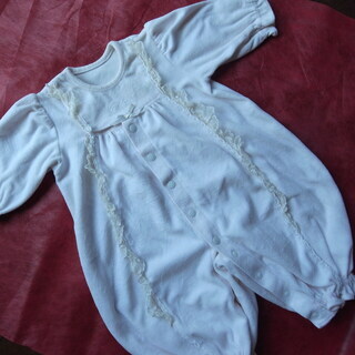 冬　ベビー服　０～１２M　2枚　と帽子の画像