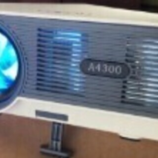 【格安にしました】COOAU プロジェクター4200ルーメン！ 格安にしました】COOAU プロジェクター4200ルーメン！ (まめ