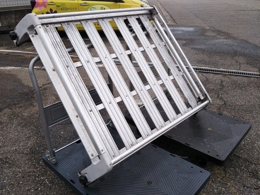 試着OK ジムニー アルミ製 キャリア ルーフキャリア ルーフラック 年代物 スズキ ジムニー ラック【富山市手渡し限定】発送不可