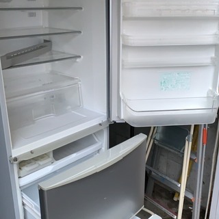 シャープ 3ドア冷蔵庫 両開き 345L 2008年