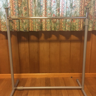 押入れハンガーラック
