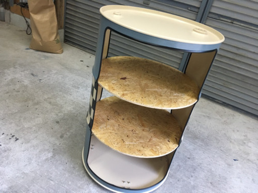 ドラム缶シェルフ