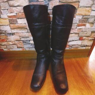 【無料】ロングブーツ（黒）24cm　3E