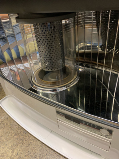 分解掃除済みトヨトミ 煙突式石油ストーブ HR-650E 2014年製