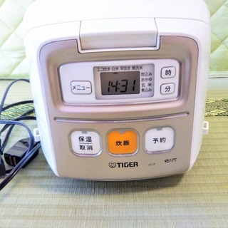 値下げ！　タイガー　マイコン炊飯ジャー　JAI-R550　3合炊...
