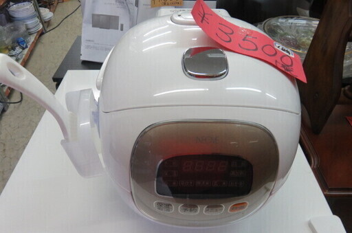 炊飯器　3.5合炊き　18年式