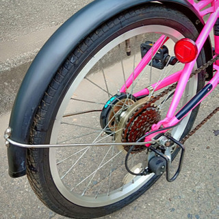 折り畳み自転車20インチの画像