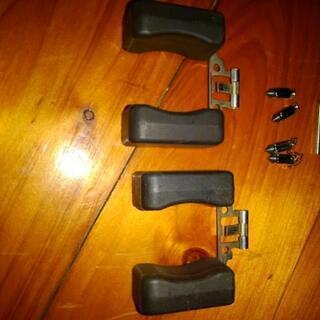 ホーク　ホークⅡ　中古キャブフロート　新品バルブセットの画像