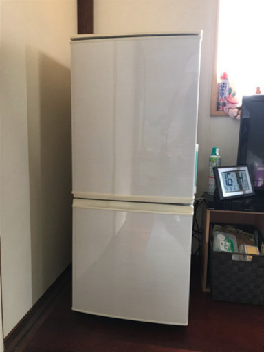 シャープ 冷蔵庫 137L
