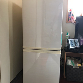 シャープ 冷蔵庫 137L