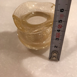 金粉入りのミニ花瓶の画像