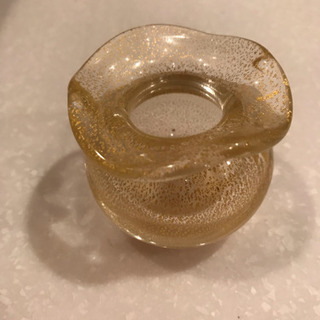 金粉入りのミニ花瓶の画像