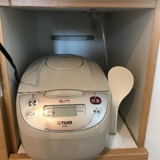 [お取引中]食器棚の画像