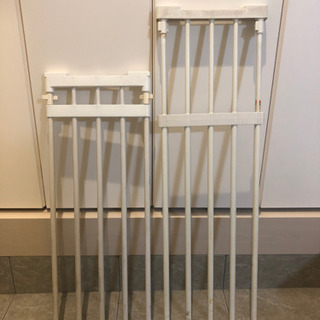 突っ張り棒２つ