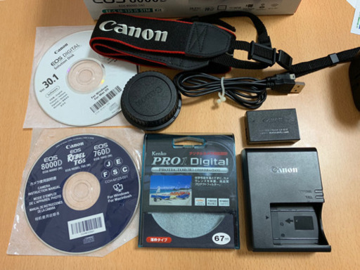 Canon EOS 8000d