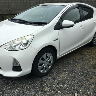 この車に着いてました   アクア