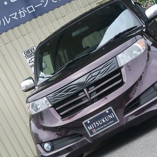 トヨタ大人気コンパクトカー♪bB入庫！！