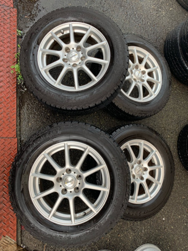 215/65R16 スタッドレスタイヤ  4本 アルミセット