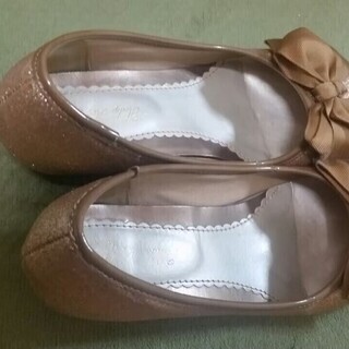 パンプス低ヒール(4ｃｍ程度) ゴールド 結婚式やパーティー、オ...